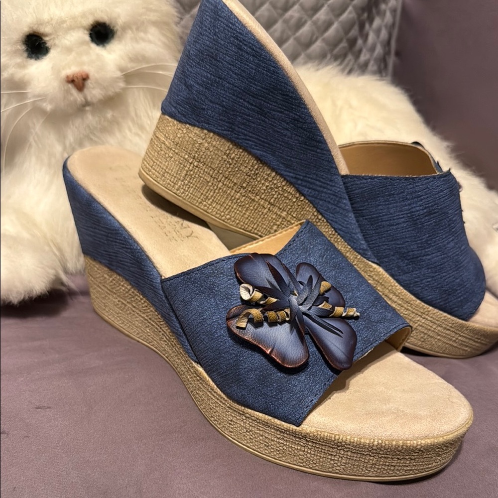 Elegant Blue Wedge Sandals